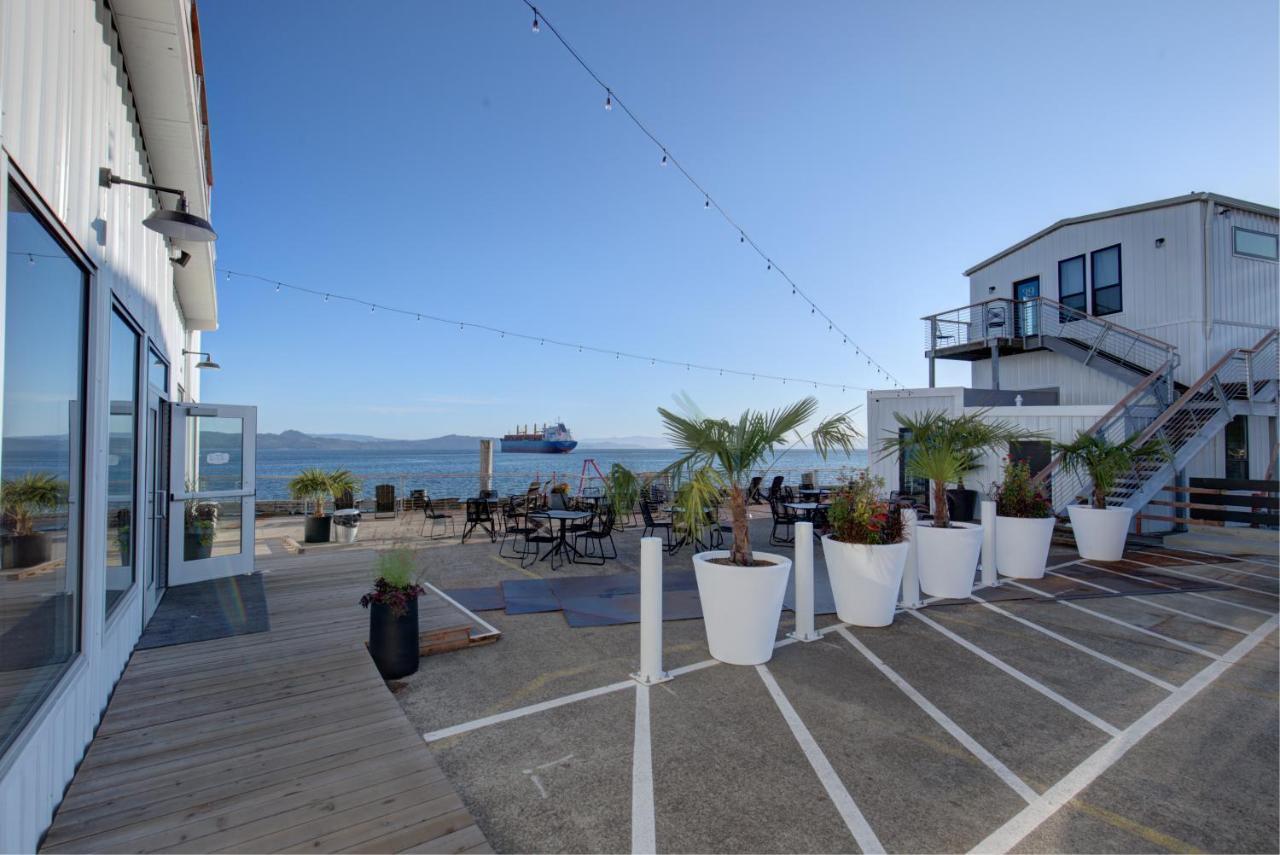 Bowline Hotel Astoria Exterior photo